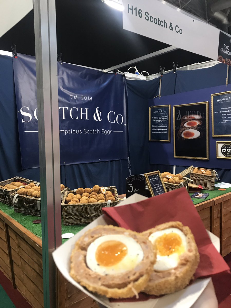 ScotchandCoUK's tweet image. Happy #StAndrewsday from @bbcgoodfoodshow Birmingham! Breakfast of champs ready and waiting for a day of @hairybikers @AinsleyFoods and loads and loads of food and drink. Stand H16 is where it’s all happening. #GFSwinter  #scotchegg