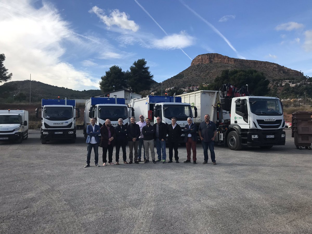 AjGilet's tweet photo. Ahir es van presentar a📍#Gilet els nous 🚛vehicles de recollida de fem de la Mancomunitat #LaBaronia 

👉 https://t.co/eZMrYpCjp0

#TETma 🚚 @ConsorciPB https://t.co/SQX1WUquoH