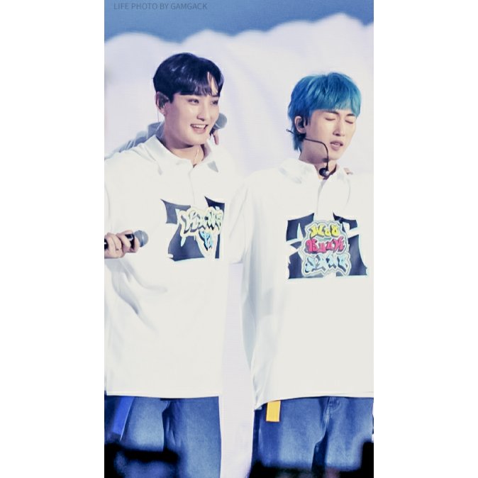 ktlife27's tweet photo. 190920 #강타 #장우혁
갑자기 오빠 보고싶어서 폰에 있던거 급하게 😭 https://t.co/ZndI7EOcOt
