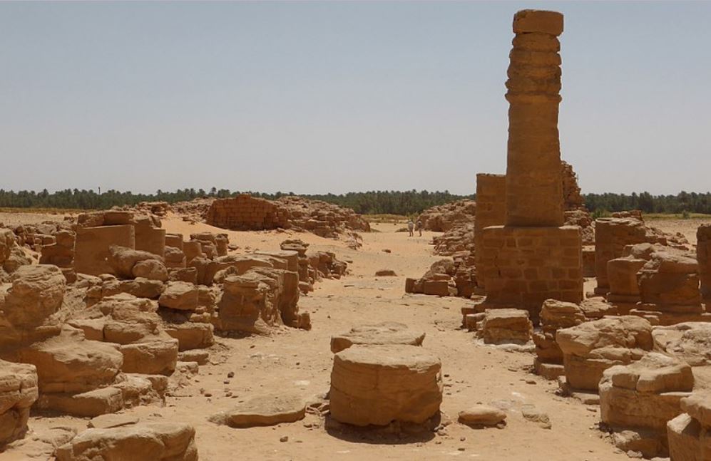 Gebel barkal <13th, 8th - 1st cent. BC> was large nubian city during the empire of kush <25th dynasty egypt> the site has one of the most extensive complex of kushite temples considered a sacred site 1/2-piye's amun temple -taharqa's mut temple-kushite pyramids #historyxt