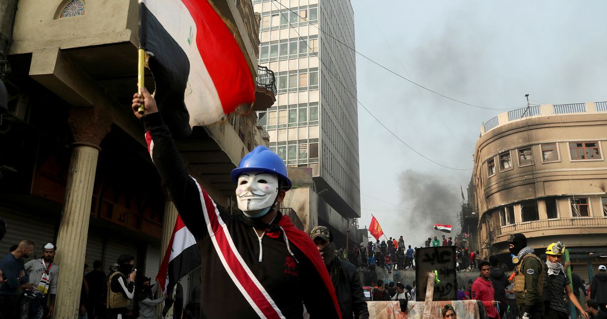Irak: Les manifestations se poursuivent malgré l'intention du Premier ministre de démissionner huffp.st/lYTK8id