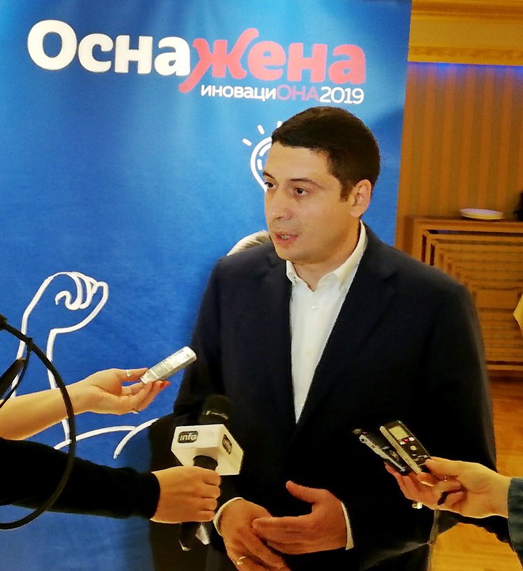 petronijevic_d's tweet image. Српске предузетнице су показале да, када добију шансу и када систем стане иза њих, могу да направе веома добре резултате у свом пословању. Од идеје до производа је дуг пут, а свим овим програмима гледамо да га скратимо.  beograd.rs/cir/beoinfo/17…