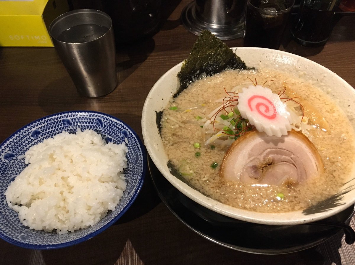 Memorin 1回終了9 18 新潟 夕食はとあるフォロワーさんオススメのラーメン屋さんで 背脂たっぷりの醤油ラーメン 麺が太くて食べ応えあり 麺屋しゃがら 新潟駅店 In 新潟市 新潟県 T Co Bhajx7unax
