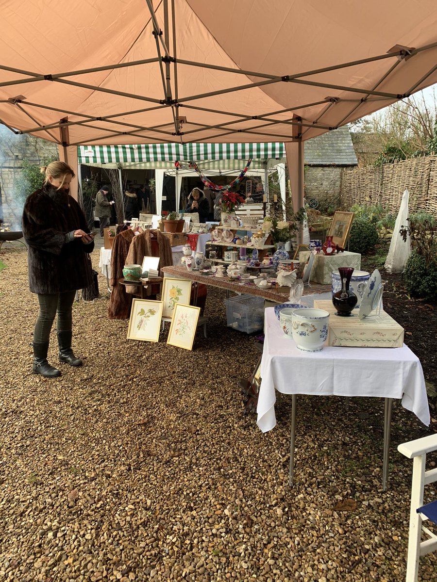 stony_wine's tweet photo. And we are here too! A cold morning, it a lovely fire pit and coffee available to warm you up. Lots to browse. Do come along. https://t.co/Y8Rp1xRytH