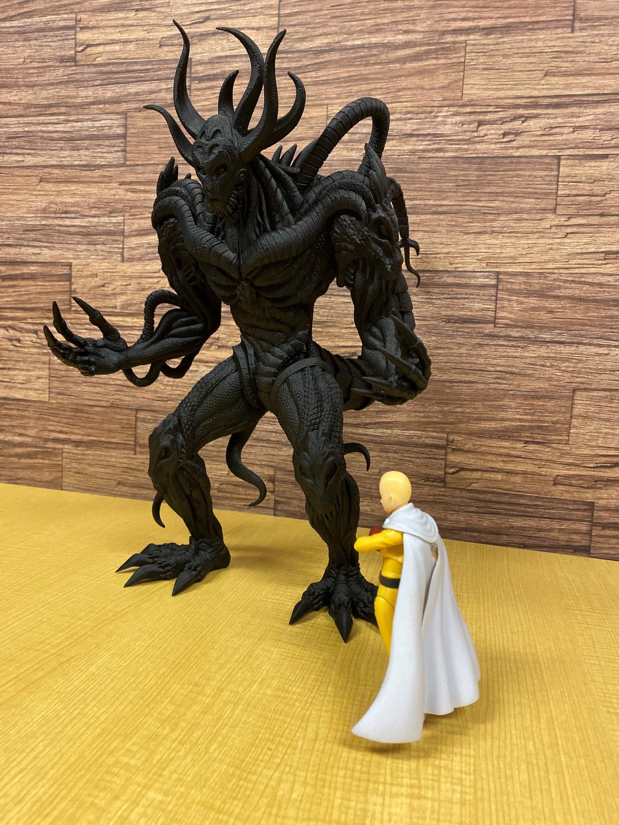 モワノー On Twitter 12 1開催キャラフェスタin有明1 ワンパンマン 怪人王オロチ ଘ ੭ ˊᵕˋ ੭ 3dプリンター出力品 全高約400mm 15 000円 価格設定間違いました よろしくお願いいたします Figmサイタマは大きさ見本です 付属しません ワンパンマン