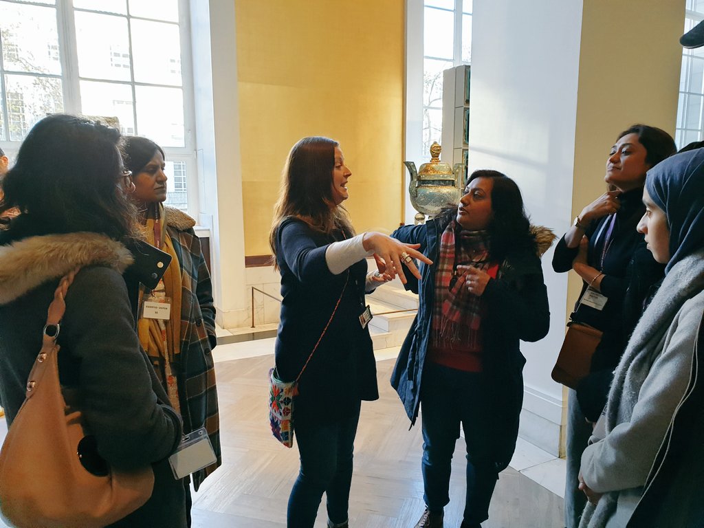 educ_research's tweet photo. Exciting trip to London with #OSCH #kickthedust #mmhellofuture young people of @McrMuseum &amp; SAG collective! Exploring with @SushmaJansari &amp; @kizzykayte of @britishmuseum who share challenges of displaying objects &amp; diverse ways of engaging communities 1/ https://t.co/0WJuWEyRYs