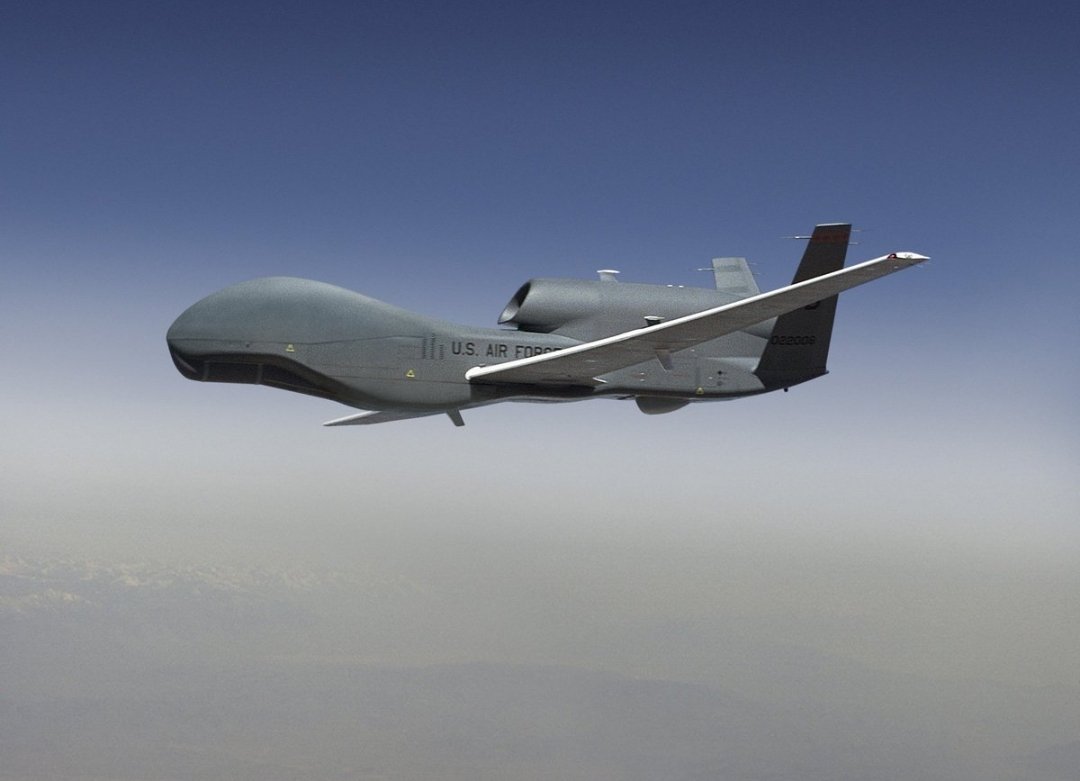 is_keelu's tweet photo. USAF
Northrop Grumman RQ-4B Global Hawk
#FIXER10 #AE541B
Spotted over the #BalticSea
#FORTE10 #AE5422 #reg112048
Spotted over #Lithuania
#UAV #Drone #Planespotting #Planespotter #Planespotters #RadarSpotter #Aircraft #MilitaryAircrafts https://t.co/B8YBpTGhdp