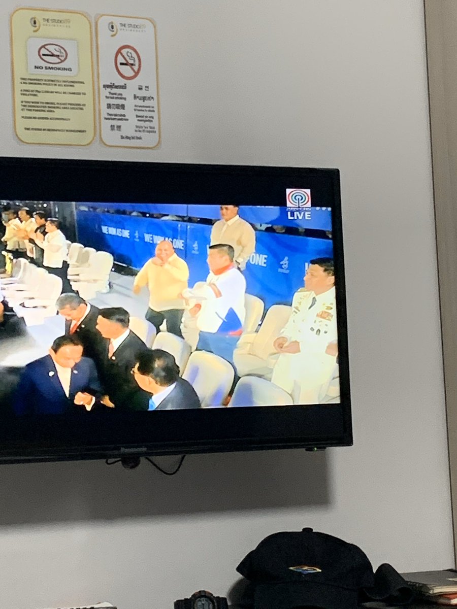 #30thSEAGames To everyone watching from around Southeast Asia, the person dancing in the barong is responsible for the deaths of at least 20,000 Filipinos in the “War on Drugs”. He’s a senator now, and he wants to reinstall police and military in state universities and colleges.