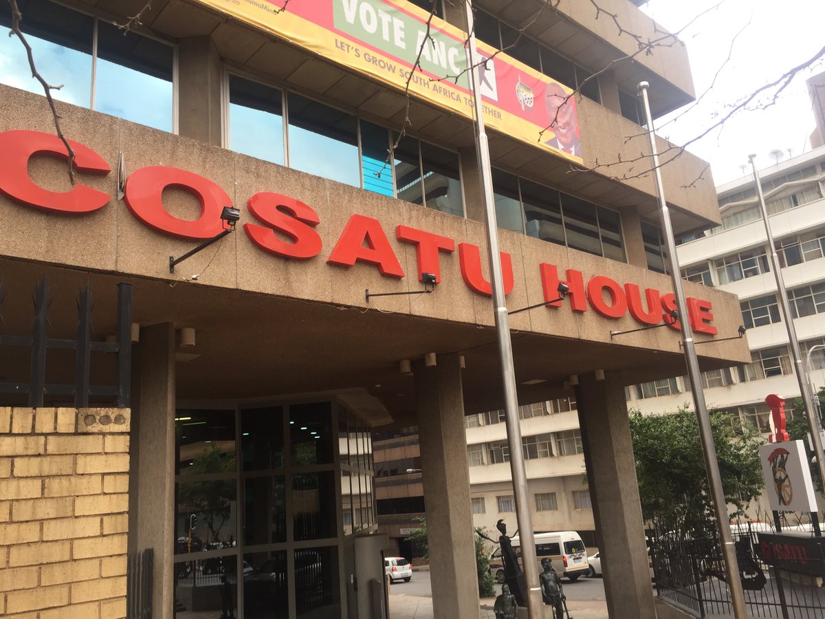 _cosatu's tweet image. Communities make the difference #KnowYourStatus #Condomise #VoluntaryTesting #Counseling #PositiveLifestyle @SA_AIDSCOUNCIL @WHO @WHOAFRO @HealthZA @deptoflabour @SA_Labour_News