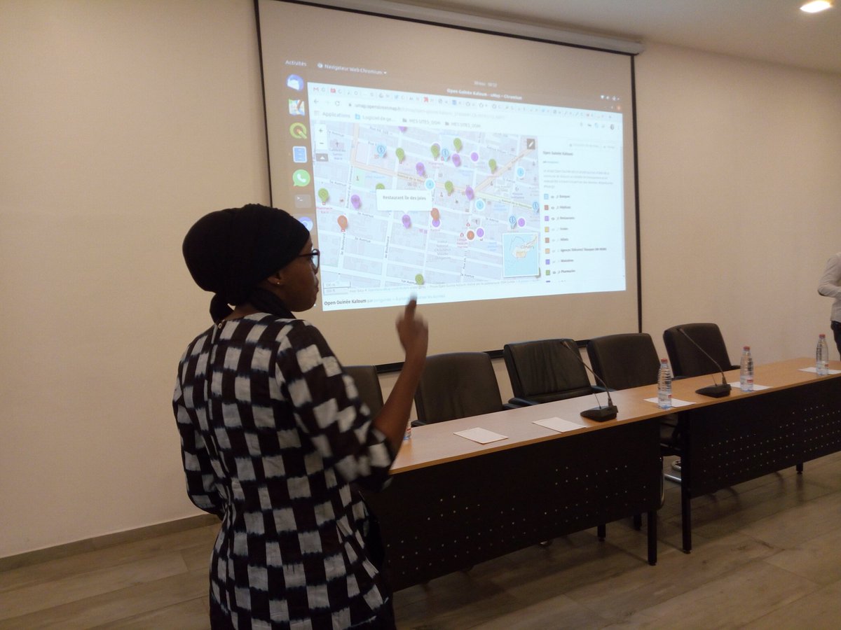 osmguinee's tweet photo. Dans le cadre du projet open Kaloum, nous avons réalisé une carte Umap et une carte Qgis pour la mairie. Le travail final a été présenté ce matin au #GouvCampKaloum. #Map4gn https://t.co/DQvkIV1Jfy