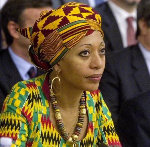 peterndoro's tweet photo. Ms Samia Nkurumah is delivering the annual Chief Albert Luthuli Memorial lecture. The daughter of independent Ghanaβs first Leader Kwame Nkurumah is speaking about the importance of #AfricanUnity #LuthuliLecture
#RememberingLuthuli https://t.co/l9qebBA3k0