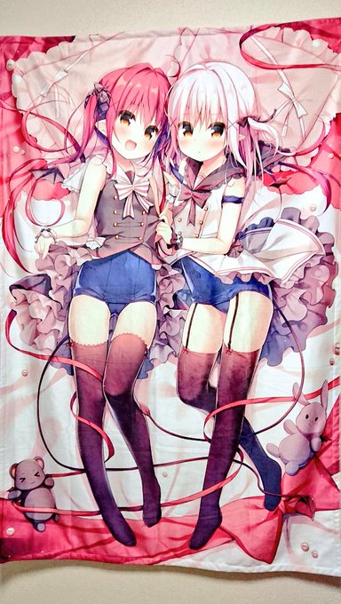 冬コミで出すブランケット届いたー!ずっと作ってみたかったルパンダイブできる感じの大きめのやつです☺️印刷もめっちゃ綺麗でうれしいー! 