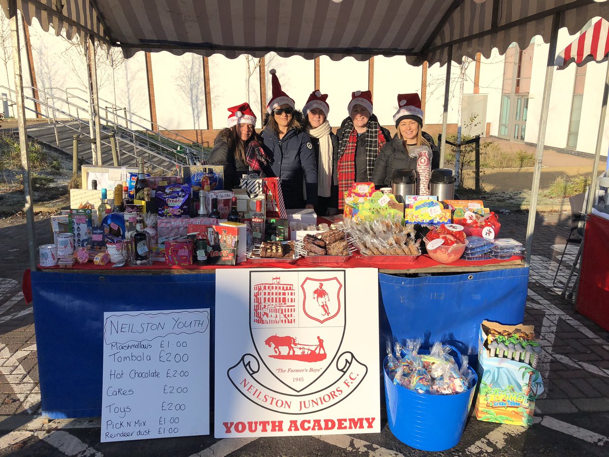 Fantastic work done by the wives / commitee for the stall at the Barrhead fayre today, all proceeds going to ours and @NeilstonWasps Holland tournament next year, get yourself up for some cracking tombola prizes