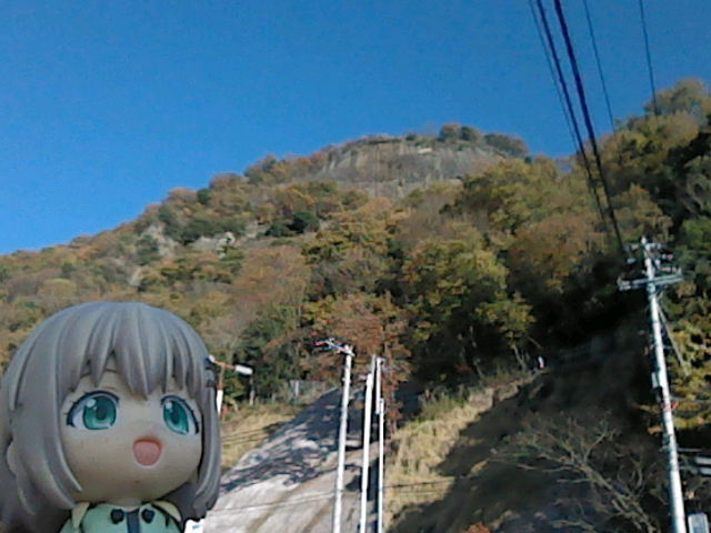 3DSで撮った岩殿山のねんどろ写真です。#ヤマノススメ #大月イイトコ発見 