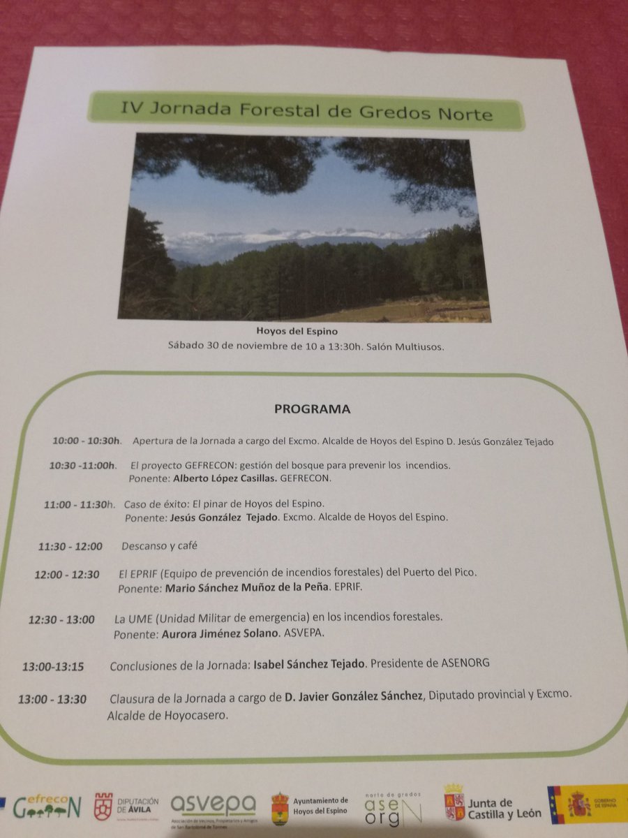 GEFRECON_POCTEP's tweet photo. Presentación de #Gefrecon, proyecto @poctep en Hoyo de Pinares, escuchando propuestas locales de gestión forestal https://t.co/tz4r5wMU9r