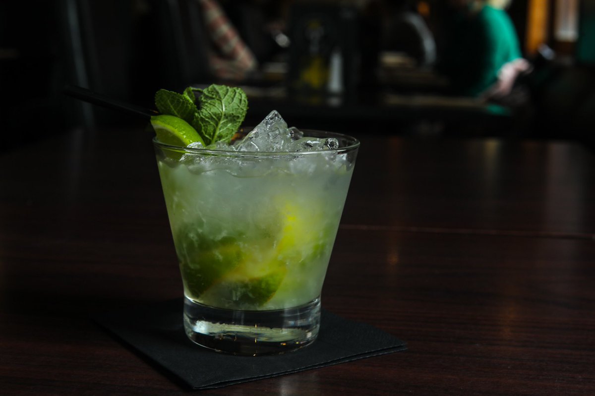 RyansBelfast's tweet photo. We have a New Cocktail List!! πΉ πΈ
https://t.co/y2vZZcRniR
Check it out π. Lots more cocktails added. Wgo should bring you for a cocktail date?
#cocktails #belfast #ryansbar #visitbelfast #belfastbars https://t.co/40HeXMuyCO