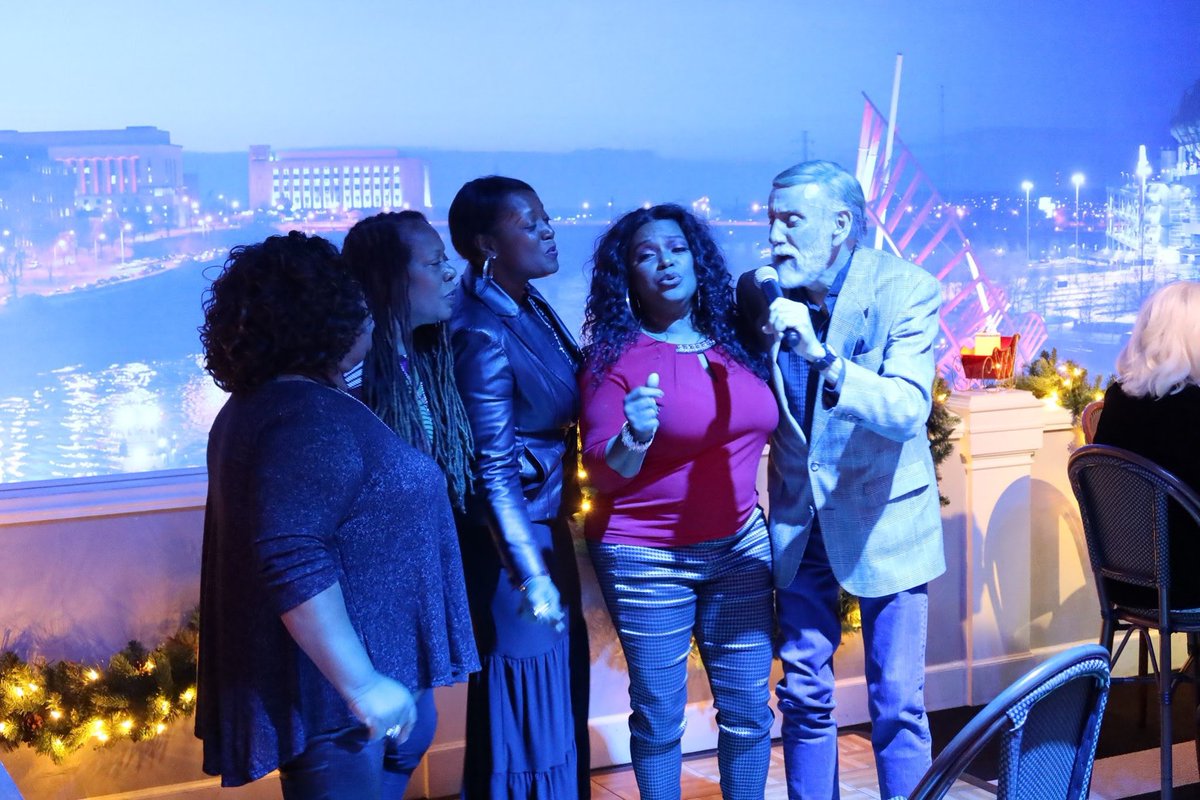 What a pleasure it was to have the McCrary Sisters visit Ray Stevens CabaRay in Nashville, TN! They even recreated their magical tribute from this year's Country Music Hall of Fame and Museum induction ceremony by singing "Everything Is Beautiful" with Ray in the Piano Bar!