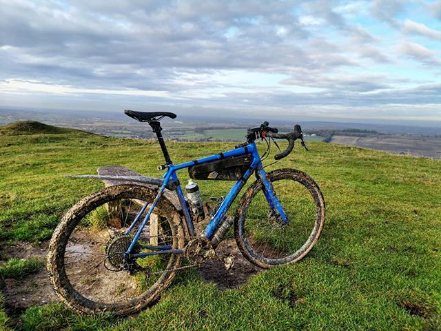Grippy day out on the Wessex Way. Slowest 50km ever. Puncture chaos and peanut butter mud so bad my chain kept getting pushed off my narrow-wide chainring. No longer convinced I've found the right tyres for the Atlas Mountain Race 🤔 ift.tt/33AhBDx