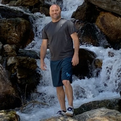 destefano21's tweet photo. #NewProfilePic https://t.co/UeVxUgNQRf