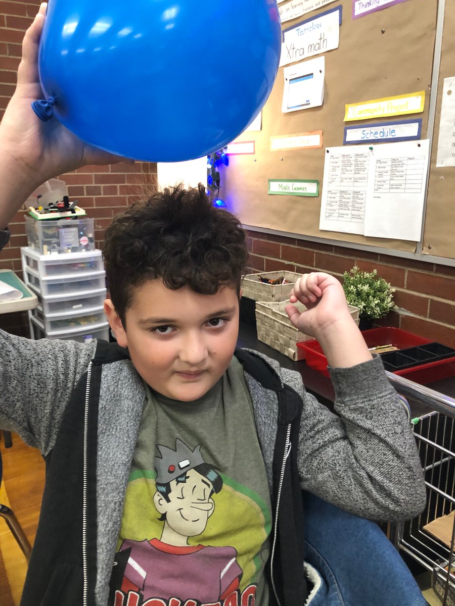 SarinaDigi's tweet photo. It's always fun to have the students do a fun balloon activity when learning about static electricity! @LEADUWindsor https://t.co/WXUf6SMJMG