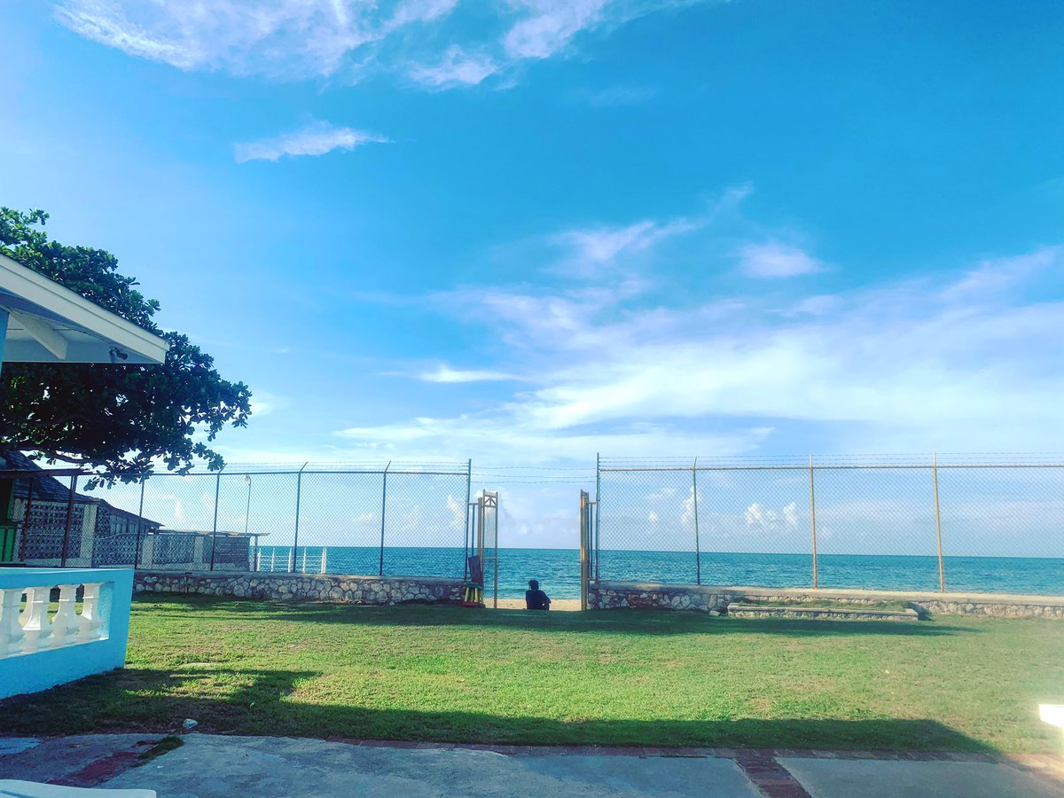 HotBox Jamaica tweet media