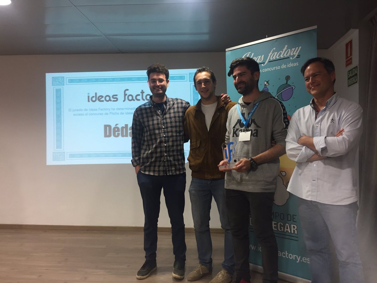 ideasfactory_es's tweet photo. Y los ganadores del #IdeasFactoryUS son 🥁... #dedalo 🙌🏻 acompañados de #Adolessence y #Certificars 😍🚀 han salido ideas maravillosas en este evento en la @unisevilla @FceyeUs os vamos a echar de menos, pero no dejéis de trabajar ni emprender nunca 🚀 https://t.co/pQAcCwvwHc