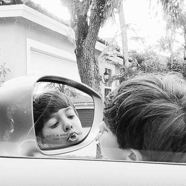 AmbianceStudio's tweet photo. Objects in mirror are closer than they appear... #throughthelookingglass #zachporfirio
.
.
.
.
.
#blackandwhite #bubbles 
#childhoodunplugged #bnw_littles #expressyourself
#miamimoms  #raisingtinyhumans #clickinmoms #momswithcameras #momlife #motherhoodr… https://t.co/o213IKRDZ9 https://t.co/zOhzx4Lyst