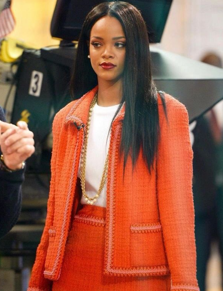 archivedlooks's tweet photo. Rihanna wearing a vintage Chanel skirt suit https://t.co/36gaeQylHL