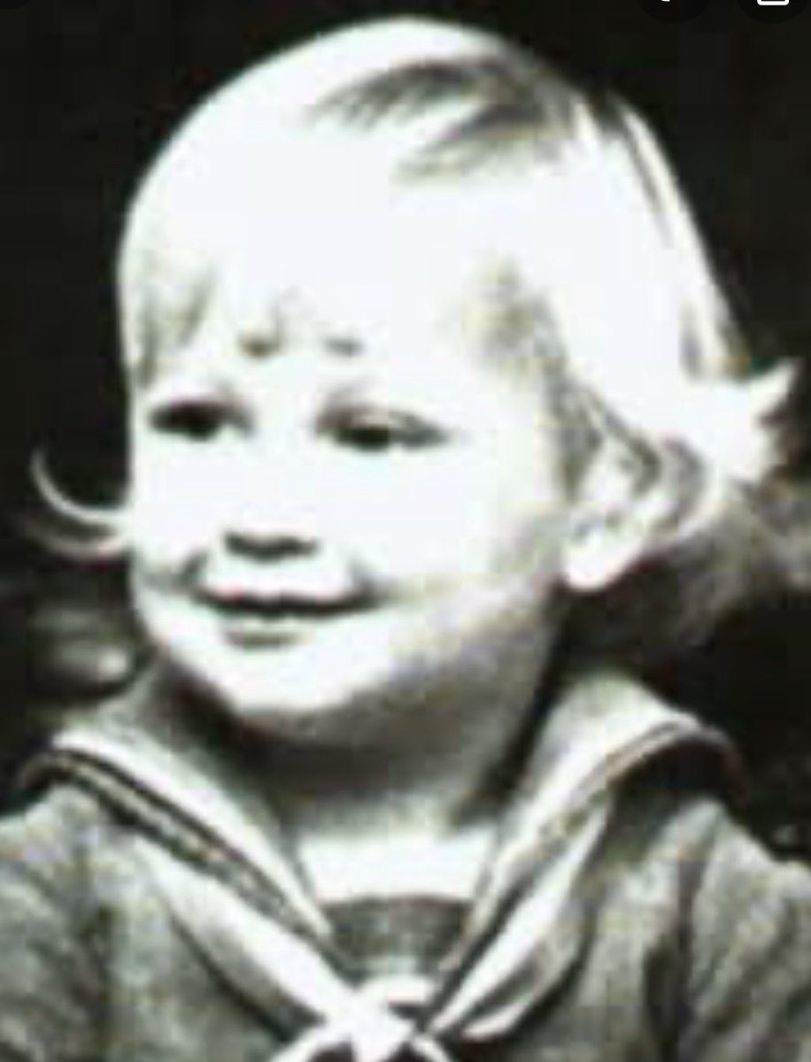 Robert Ritchie grew up a child of privilege on a six-acre Michigan estate; his family owned multiple car dealerships and raised horses. Oprah Winfrey grew up in Mississippi poverty with a single mother, was molested at 14 and gave birth to a child who died soon after. (1/4)