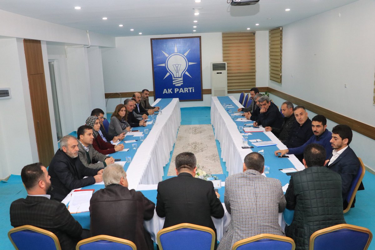 Belediye Meclisi grup toplantımızı gerçekleştiriyoruz. Alınacak olan kararların hayırlara vesile olmasını diliyorum.