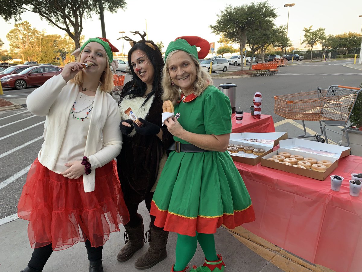 Black Friday at 8531  ⁦<a href="/HDGerri/">Gerri OBrien</a>⁩