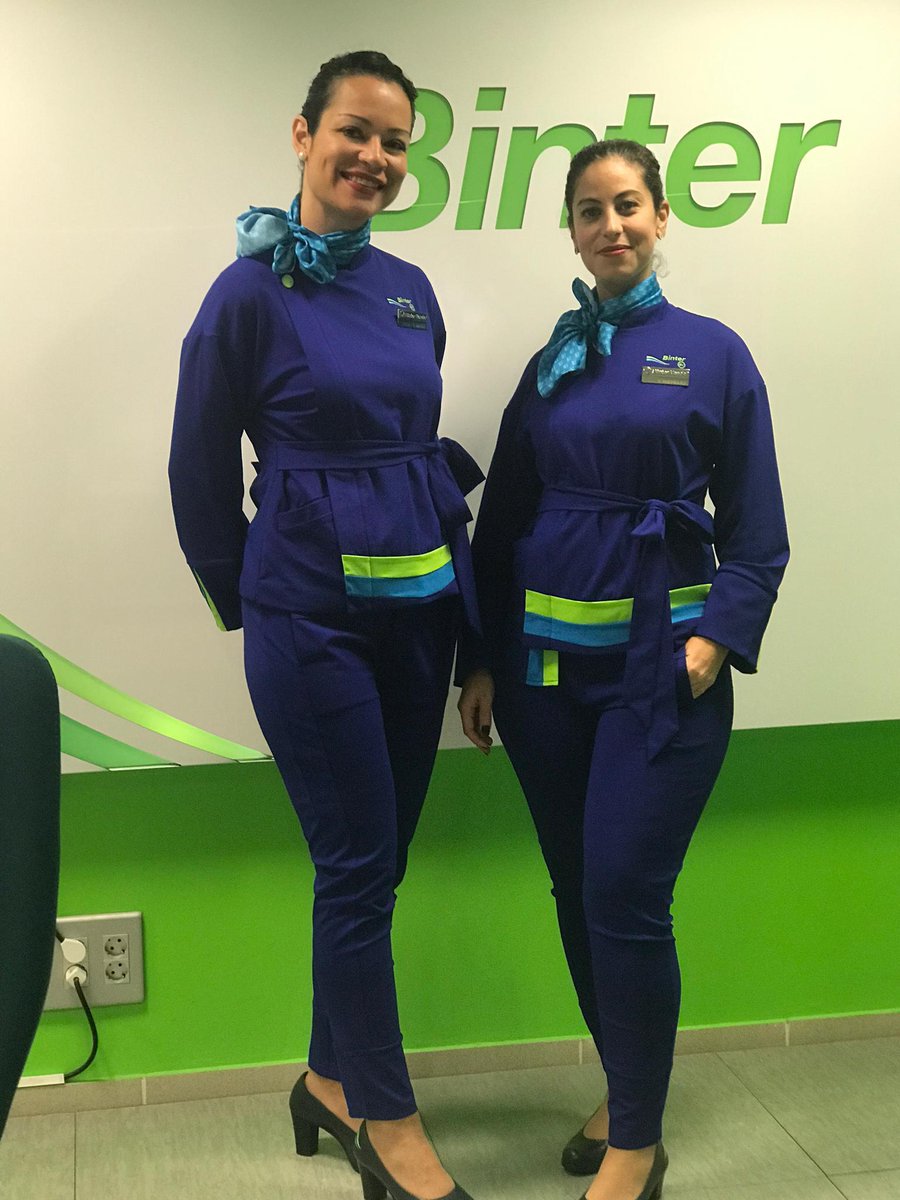 BinterCanarias's tweet photo. Hoy es un día especial para nosotros. En Binter llevamos 30 años estrenando destinos e ilusiones,  y ahora también uniformidad, a la que hemos denominado "Cielo de Canarias". Es un placer compartir con ustedes este momento. https://t.co/wf7ALpK4jm