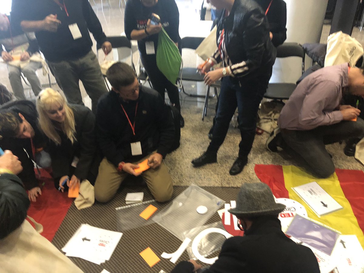 En Ourense asistiendo a un taller de Circles en el #TEDXOURENSE