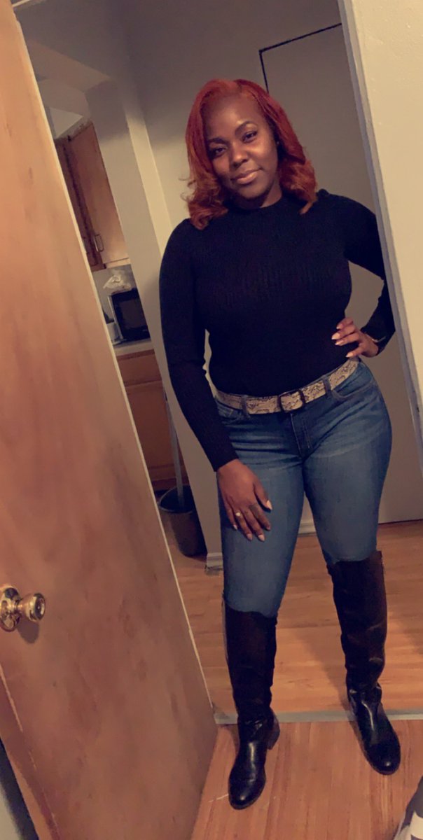 AllthatJazzz__'s tweet image. 🦃 Day! #plainandsimple 😏