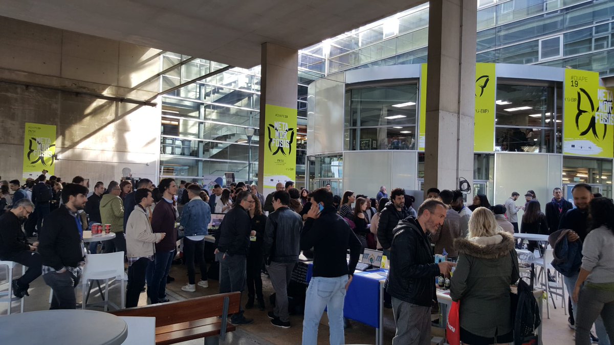 MJoseRosOlivoCs's tweet photo. Jóvenes, profesionales y emprendedores de éxito💪! En #DIAPE19 disfruté con algunos proyectos como @xyzestudio @AppNeting @biyectiva @gofoodieapp y #Deportec de altísimo nivel, dónde la creatividad,la oportunidad de negocio detectado y sus equipos son de enorme valor! https://t.co/BbMQheRUZC