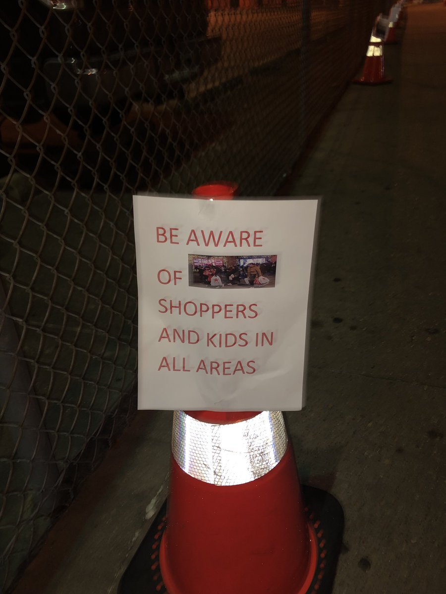 Stafford Division wants the drivers to leave a Space Cushion, Park Smart, and make sure your see The Shoppers and Kids.💪🤚👌