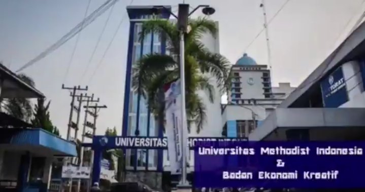 RajaTarida's tweet photo. Cuman di #umimedan parkiran mobil dipakai buat parkiran mobil
#FEUMIMedan 
@playndi @riosaragih16 @ImmanuelJou https://t.co/RAZyDTMwvi