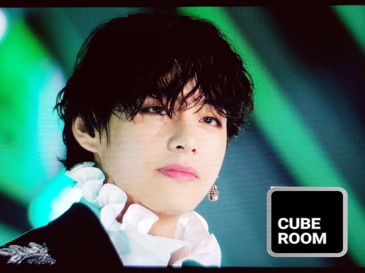 Cube_room_bts's tweet photo. 20191130 #MMA2019 [preview]

#V #taehyung https://t.co/VKpW9JYDLh