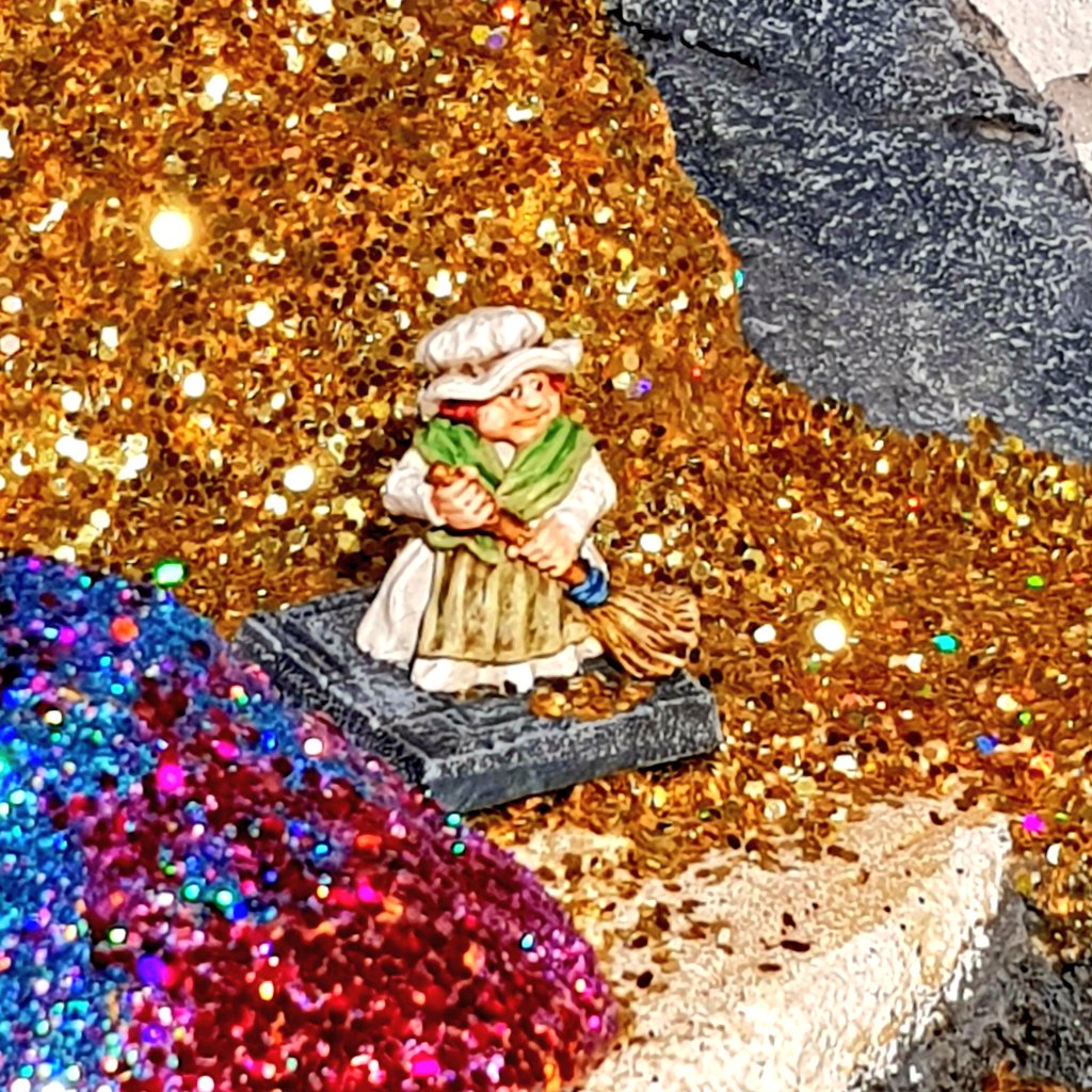 DwarfOccasional's tweet photo. Praise to the people working on weekends and holidays to keep everything going: hobbit lady keeping order in a Dwarf money bin.
#warhammer #LeadAdventure #dwarfs #oldhammer #DnD #rpg #ttrpg #miniaturepainting #zwerge #bling #wargamescenery https://t.co/URgtvwhFZy