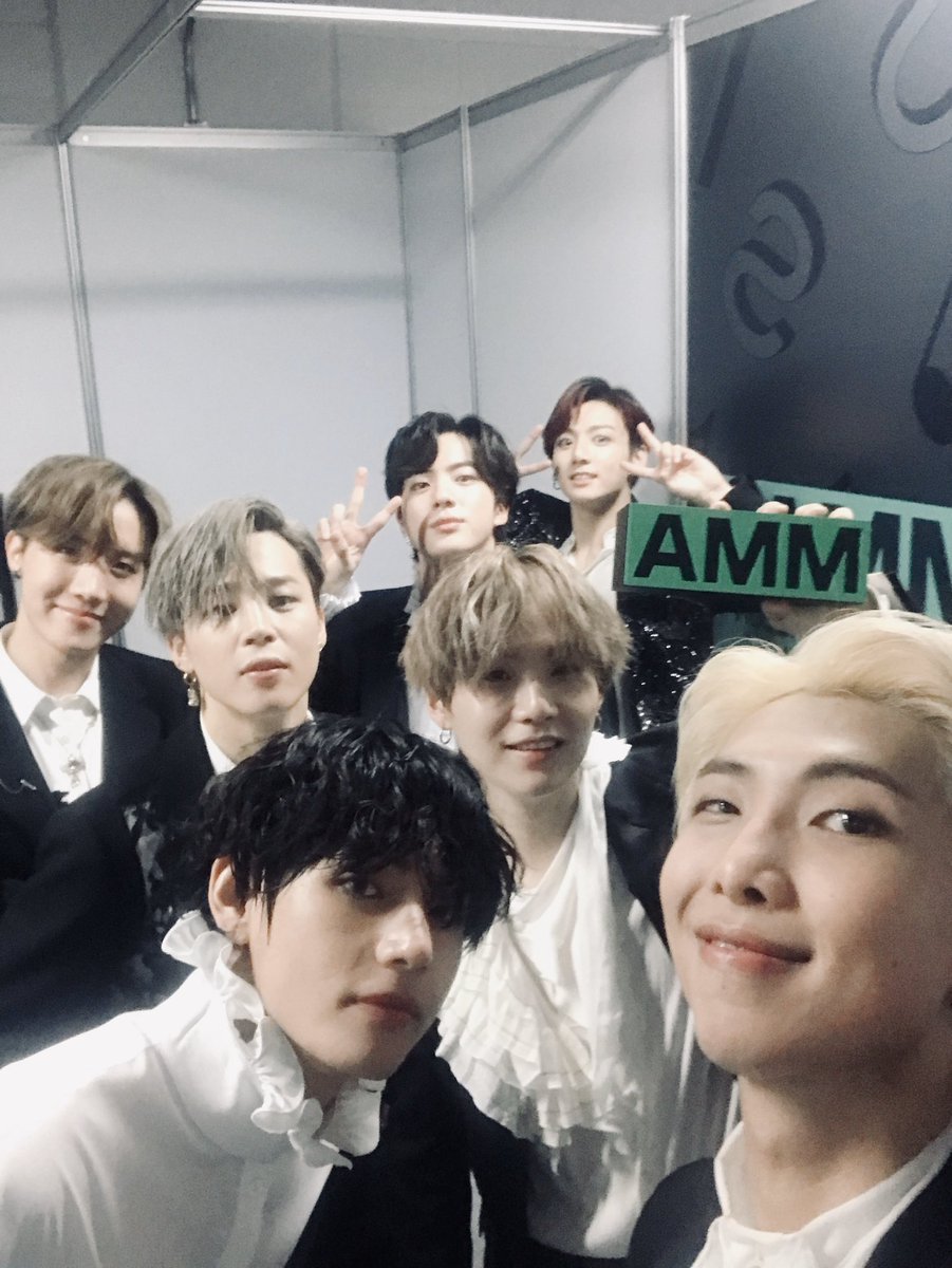 rattjacobs's tweet photo. here to say that NOBODY'S doing it like bts and that's a promise https://t.co/mCpj5R61kp