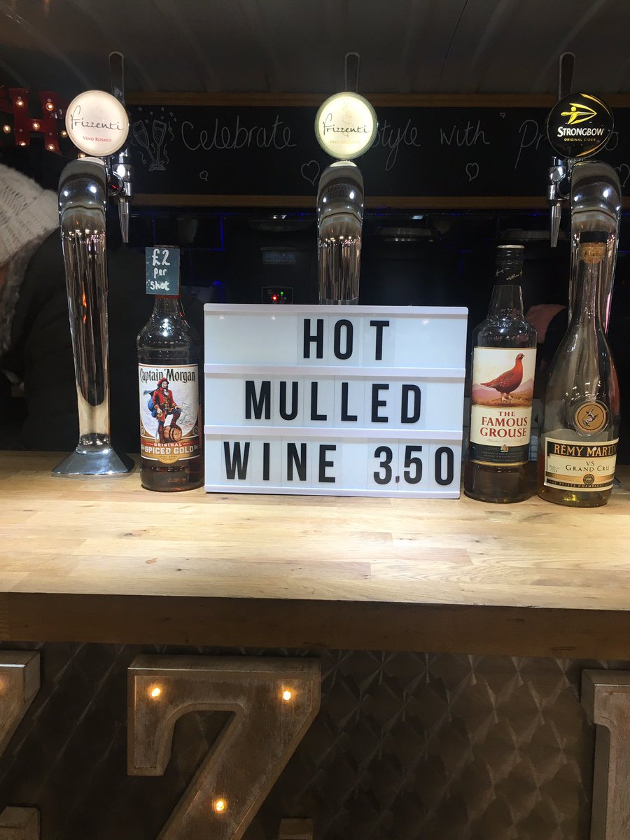 Fivevalleys_'s tweet photo. It’s Mulled Wine Time!!!!! 🍷😋 @Prosecco_Love ❤️ https://t.co/IIrWdREwdW