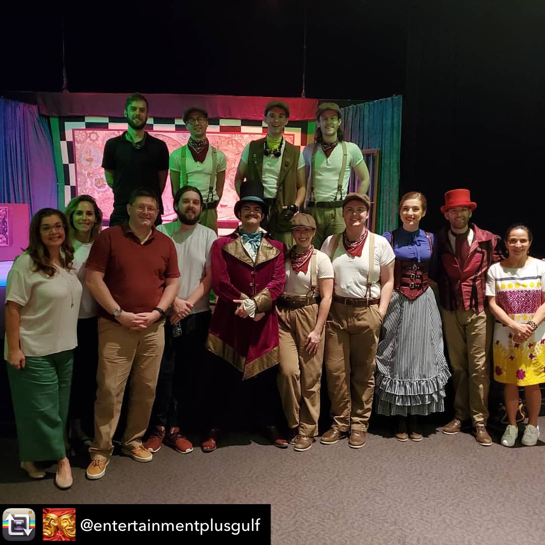 UKinBahrain's tweet photo. Lots of excitement today as the British Ambassador & his wife attended the Dr. Dolittle show. An excellent time had by cast, guests & audience!
#entertainmentplusgulf
#bahrain #expatsinbahrain #bahrainexpats #thingstodobahrain #funinbahrain โฆ@RoddyDrummondโฉ https://t.co/h7XJTG4sar