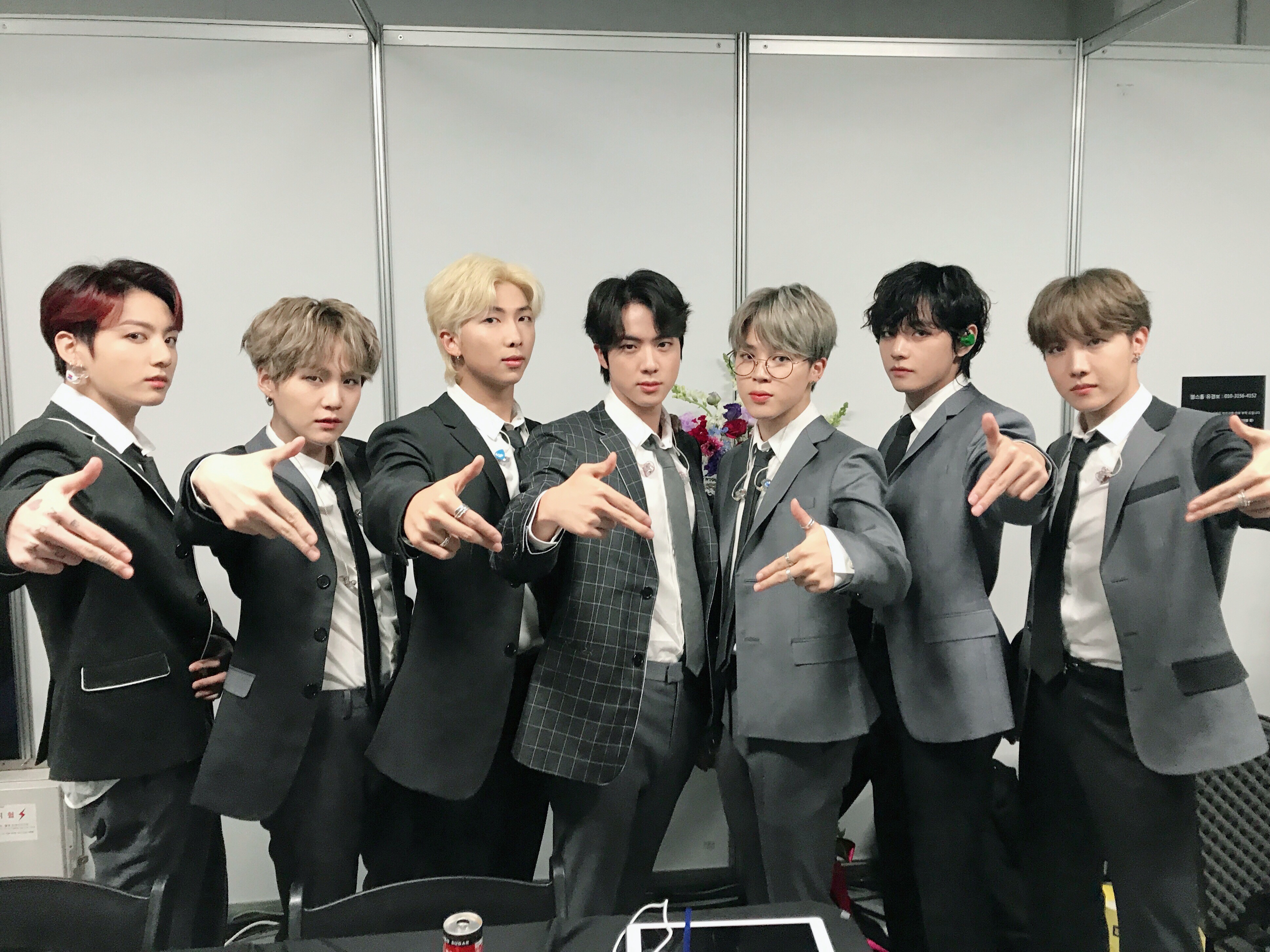 防弾少年団(BTS) - 馬さま 専用です sddefault.jpg