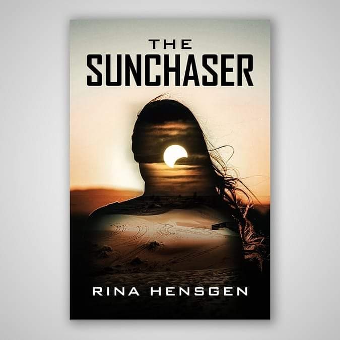 HensgenI's tweet photo. @EerieRiver @bl98 I write love stories, dramas, apocalyptic fiction, psychological drama/thriller. Wrote #TheSunchaser #SimonesDiscovery both available on Amazon & on my website https://t.co/kTiHqiIZZg https://t.co/kFU9LOqxDA