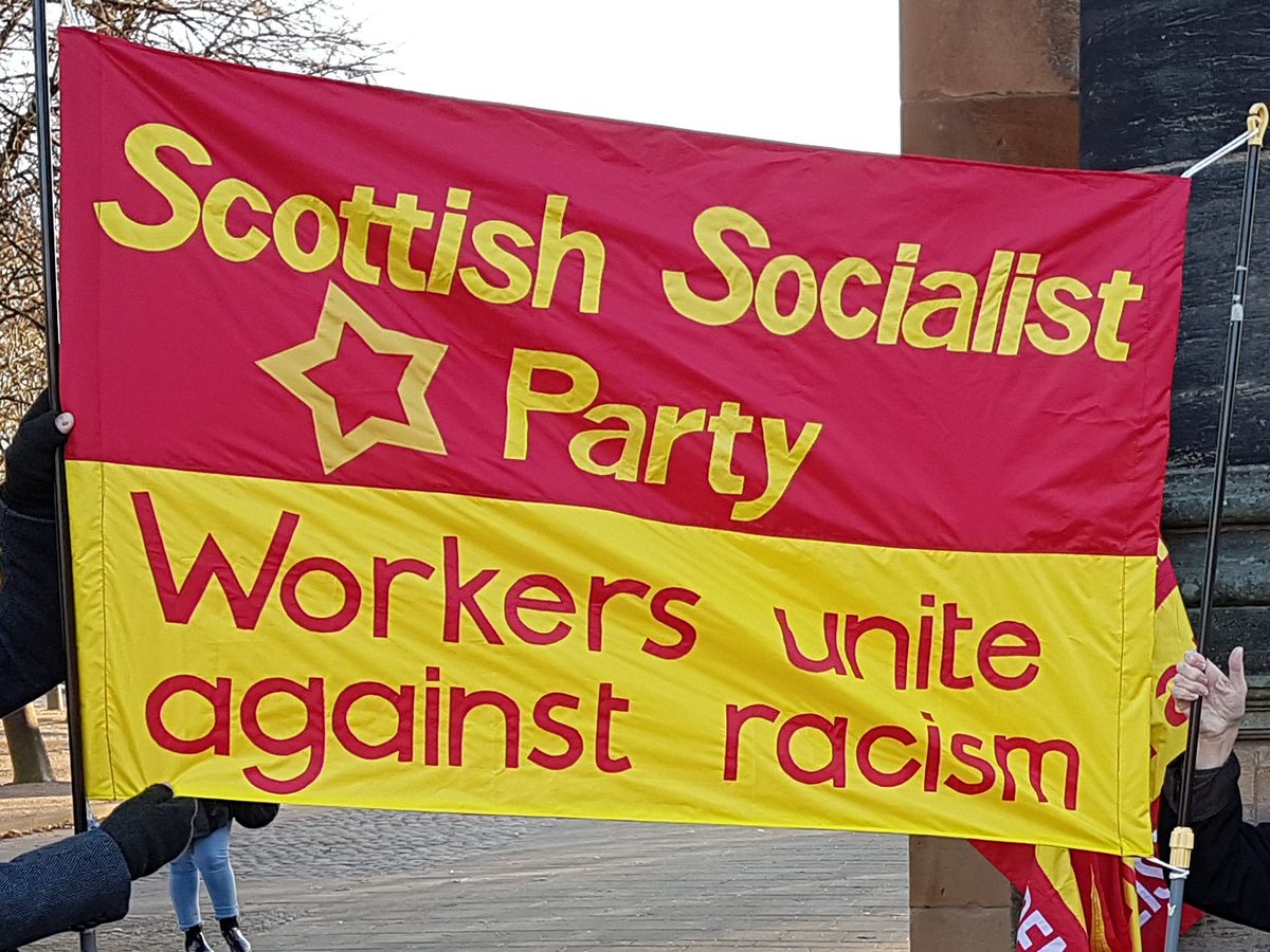 GlasgowSouthSSP's tweet photo. SSP members setting up before the annual St Andrews Day Anti-Racism march & rally at Glasgow Green.
#Equality #DefyRacism #ScotlandForAll https://t.co/4yNDqvmNc0