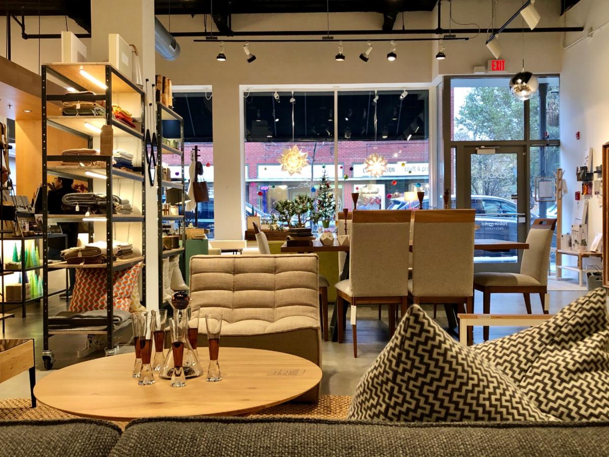 AxomGallery's tweet photo. Shop Local, Shop Small, It's Small Business Saturday! https://t.co/mJDPAlV8nj https://t.co/ikzyFiiijH