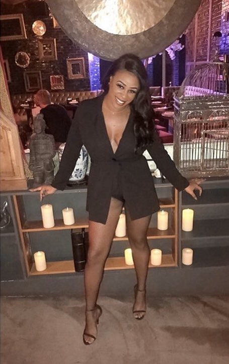 lipstickroyalty's tweet photo. Niema, is an entrepreneur who made a name for herself in the South, Fl nightlife scene w/her company #ChixElite & #FantasyFriday. @iBellaNIEMA has mastered wearing multiple hats. Learn how she balances entrepreneurship,
motherhood, & relationships next Sunday at #PowerBrunchBasel https://t.co/QQM2An7PLS