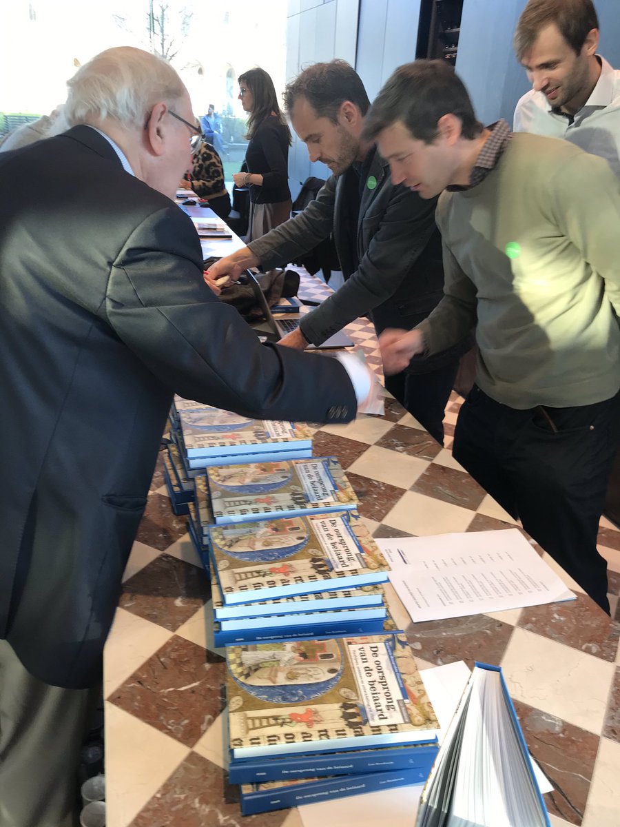 beiaardkuleuven's tweet photo. Voorstelling van mijn boek over de oorsprong van de beiaard tijdens dag van het Gentse historische onderzoek, #Stam #Gent #MGOG https://t.co/cDOJXpmwcn
