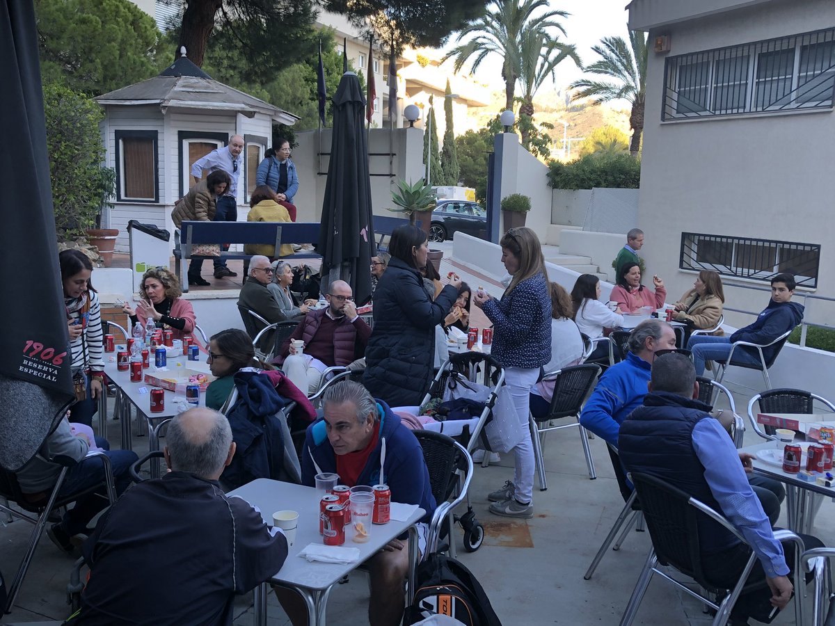 Congregación de Mena tweet media