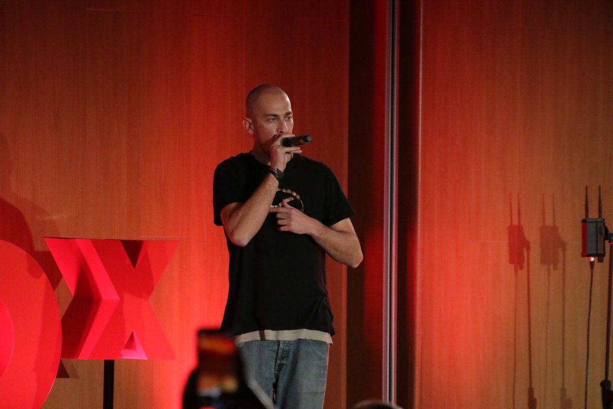 TEDxUNic tweet media